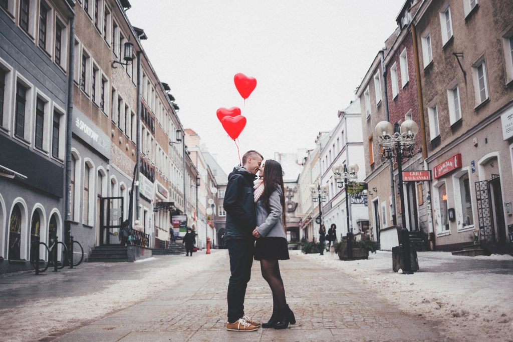 Facebook is coming with the dating feature Snap 1