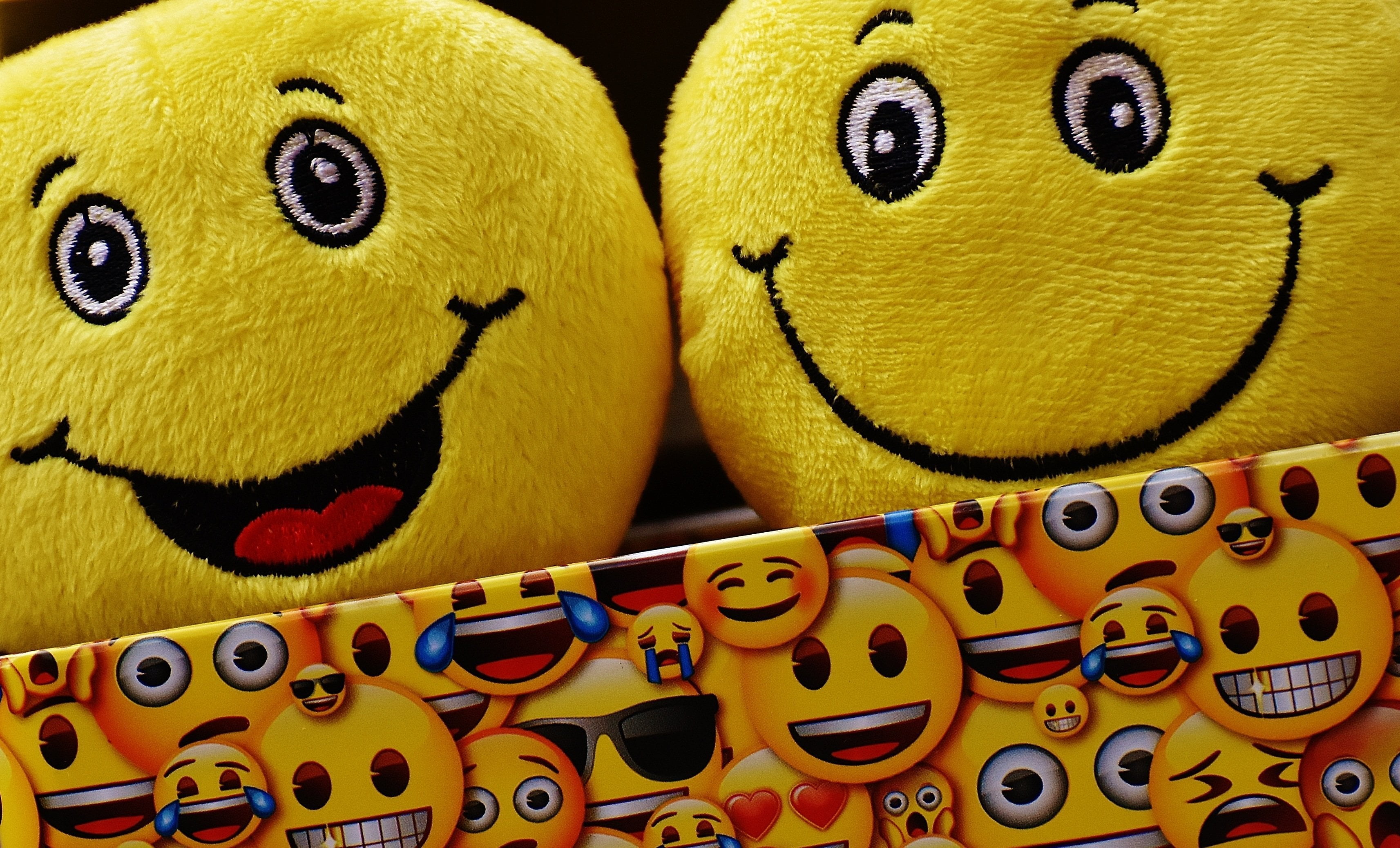 Apple Promise to give 70 New Emojis