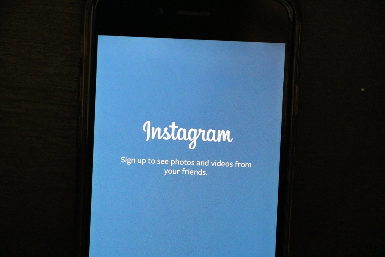 Instagram Displays You are all caught up Message in Feed