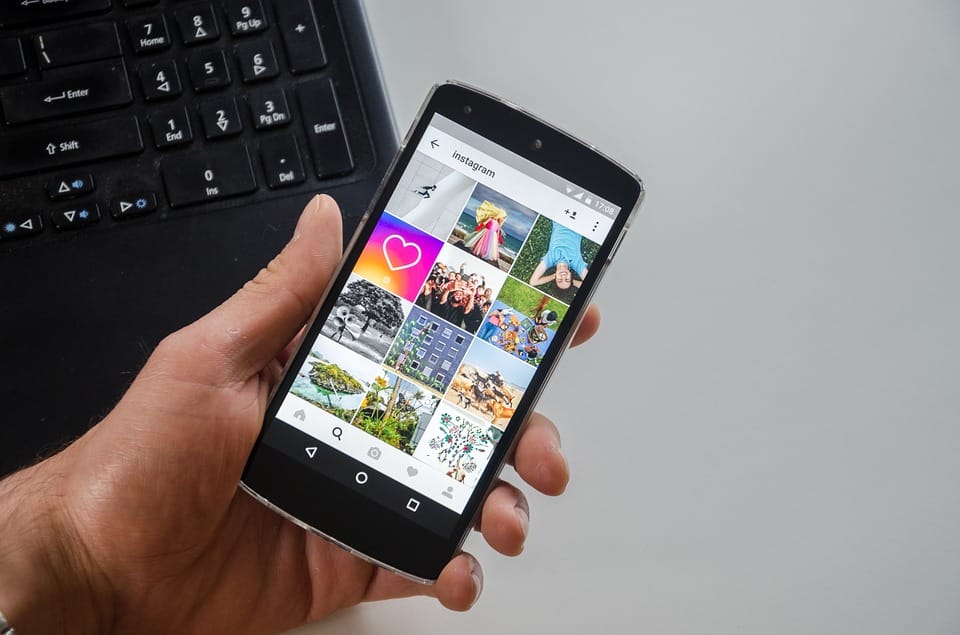Instagram Share to Feed