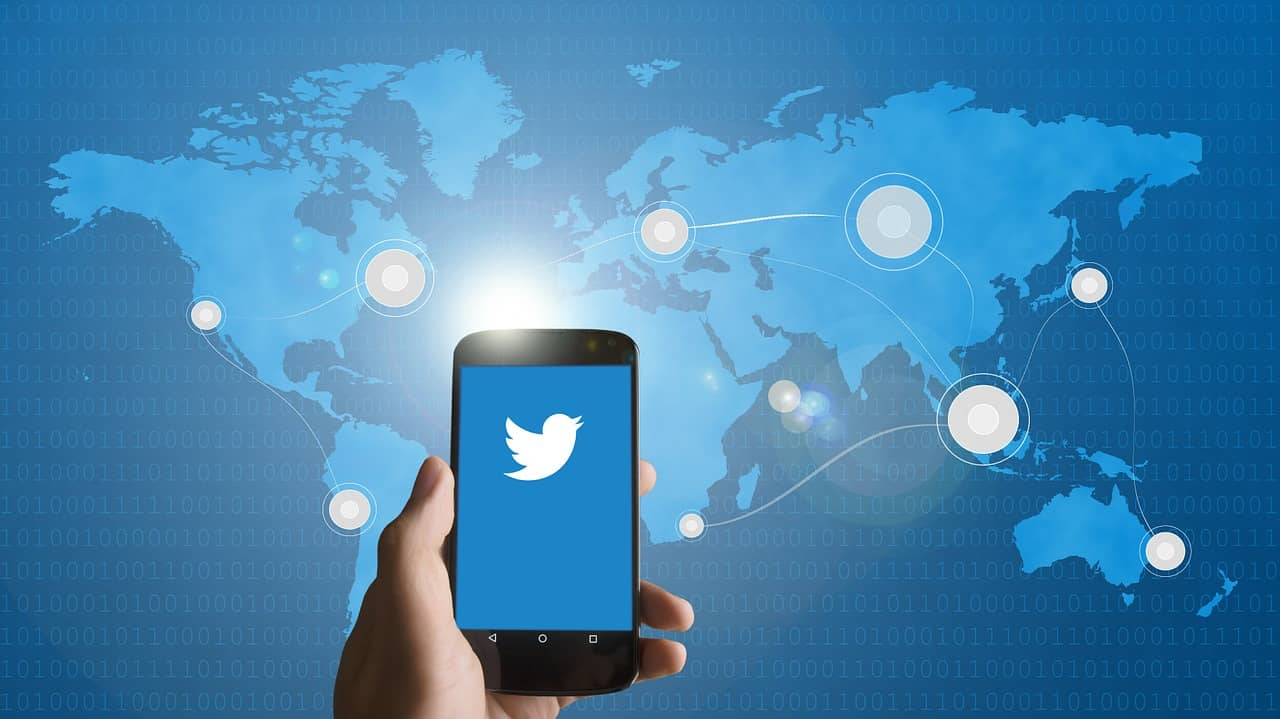 Twitter Bring Back Chronological Timeline Feature