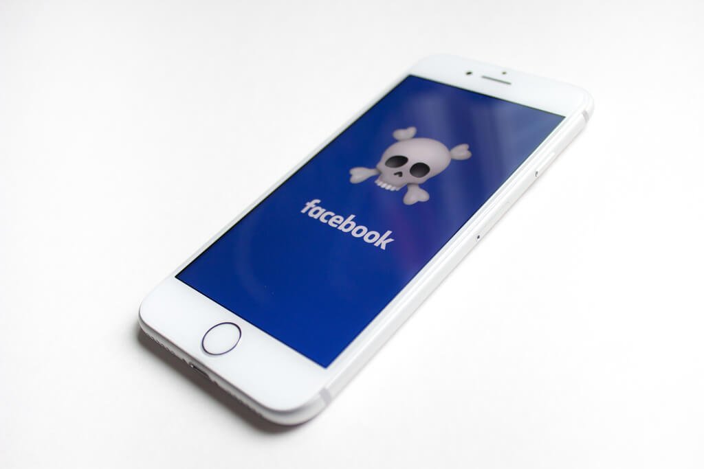 Facebook Account Permanent Deletion Time Period Grows to 30 Days