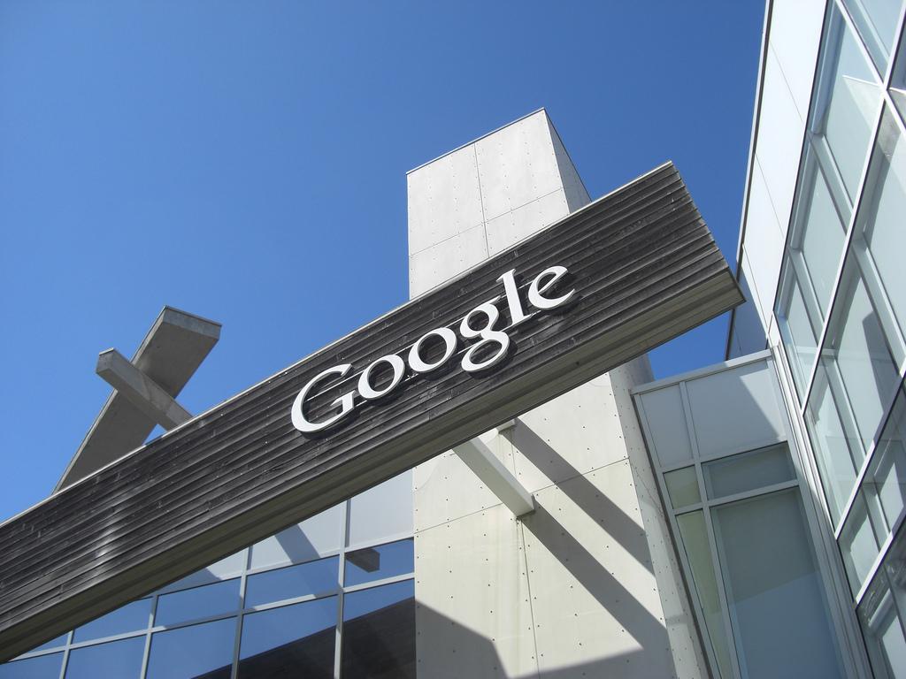 Google Could Launch Public Comments on Search Results