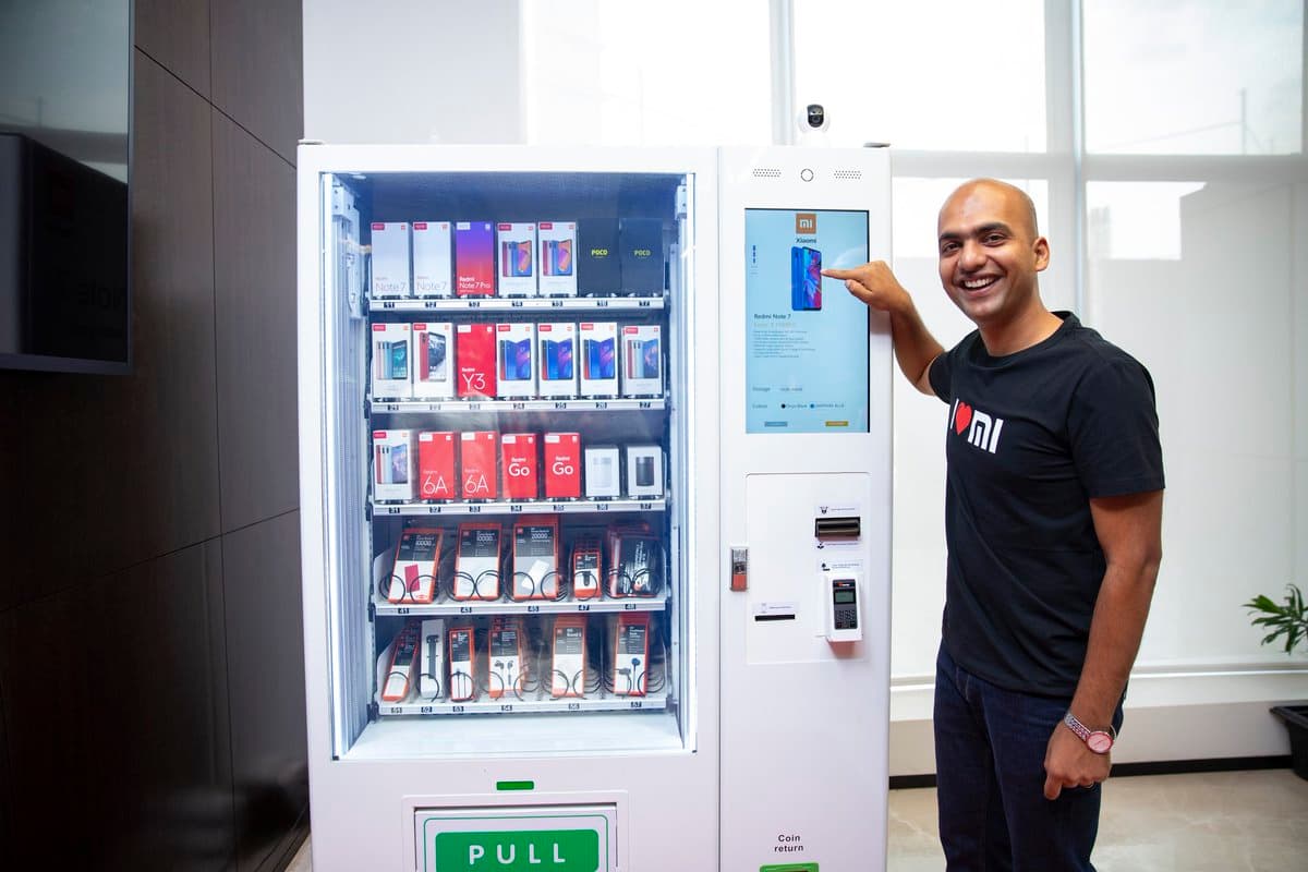 Xiaomi MI Express Kiosks Vending Machine is now available in India