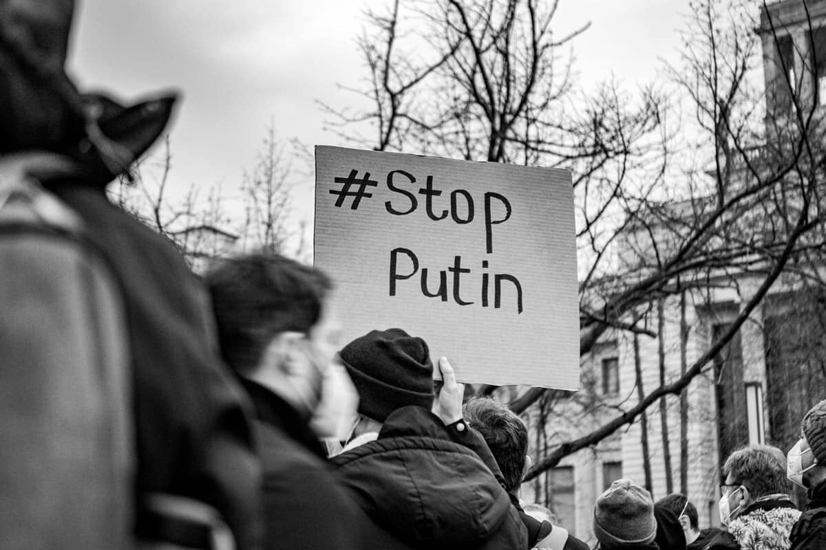 How Russia-Ukraine War has affected the Tech Industry